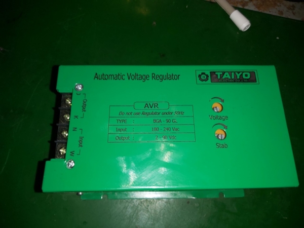 AVR cho máy chổi than (mạch đơn)